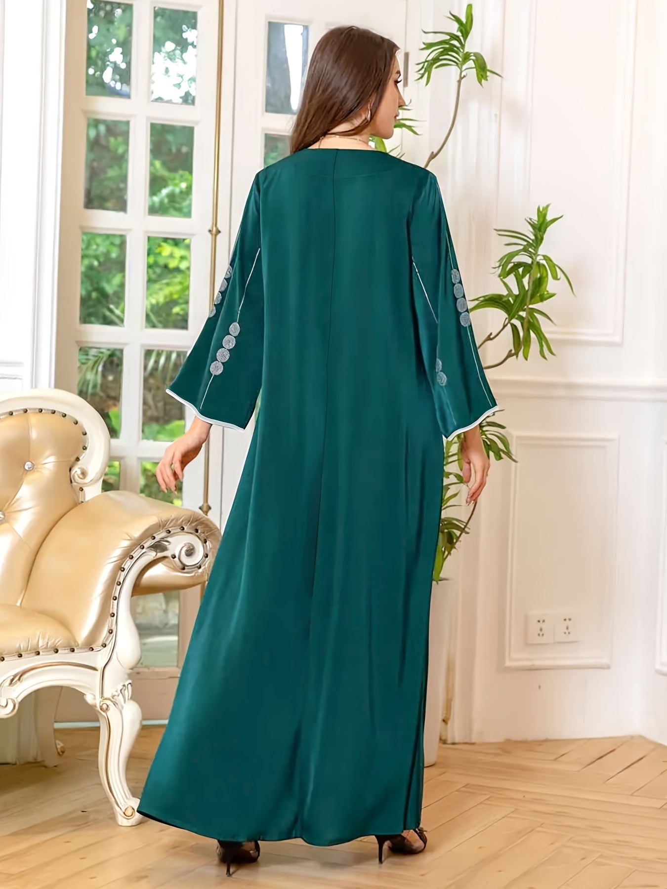 Middle Eastern Style - Simple Elegant Solid Color Square Neck Print Straight Long Sleeve Plus Size Maxi Arabic Abaya for Women